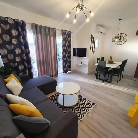 Mena Lejlighed Bibinje