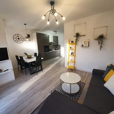 Apartman Mena